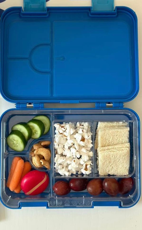 Noya School Lunch Box - Dark Pink (Purple) - علبة حافظة الطعام - يمكن طباعة الاسم