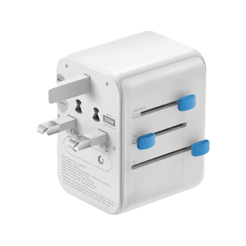 Bazic Gotravel 3-Port USB-C and 2-Port USB-A 28W Travel Adapter - White - بلاك حائط شحن دولي - بيزك - 5 فتحات للشحن - 3 فتحات تايب سي + 2 فتحتين يو اس بي - قوة 28 واط - كفالة 24 شهر