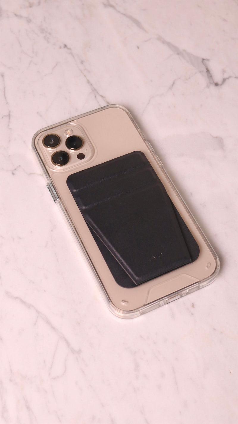 Uniq Lyft Magnetic Phone Stand & Card Holder - Black - مسكة وستاند جانبي ورأسي ومحفظة للبطاقات - يونيك