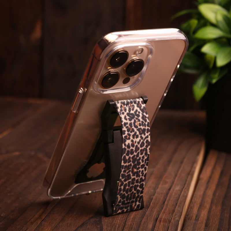 Love Handle Phone Grip - Pro - Leopard - مسكة وستاند ومغناطيس - لوف هاندل الامريكية