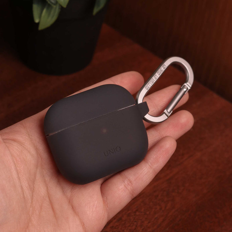 Uniq Vencer Silicone Hang Case for Apple AirPods Pro 1 - 2019 - Charcoal Dark Grey - كفر حماية سماعة ابل ايربدوز برو - يونيك - مع خيط علاقة للسماعات