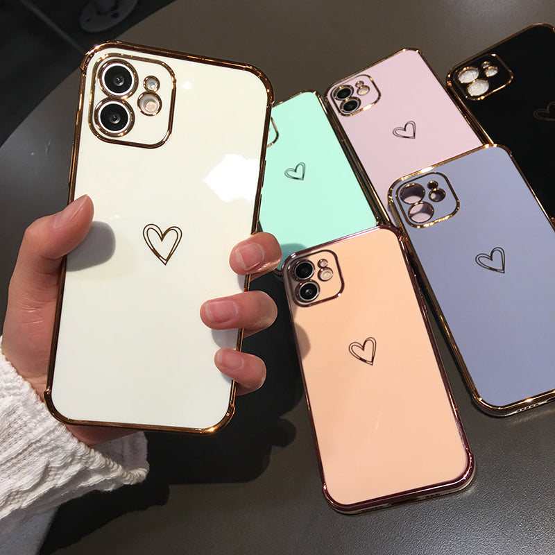 White with Gold Lines Plain Case with Hearts